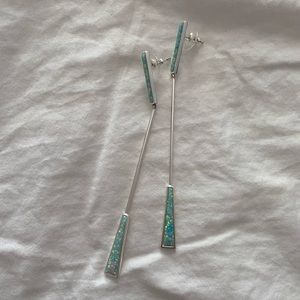 NWOT Kendra Scott Soren mint opal earrings